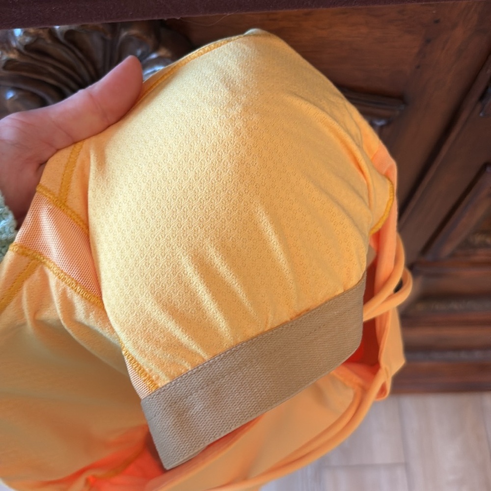 Lululemon Top - Picture 6 of 6